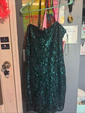 mona formal plunging glitter dress Windsor | Dresses | Windsor Maxi Mona Formal Plunging Glitter Dress